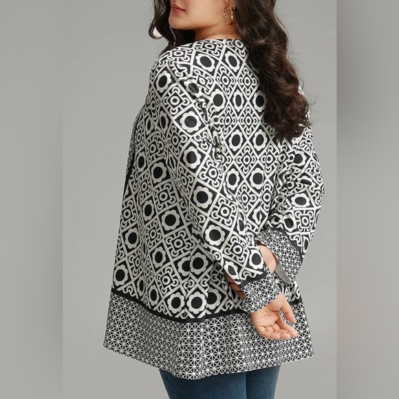 Bloomchic Geometric Print Kimono Jacket - Picture 3 of 12